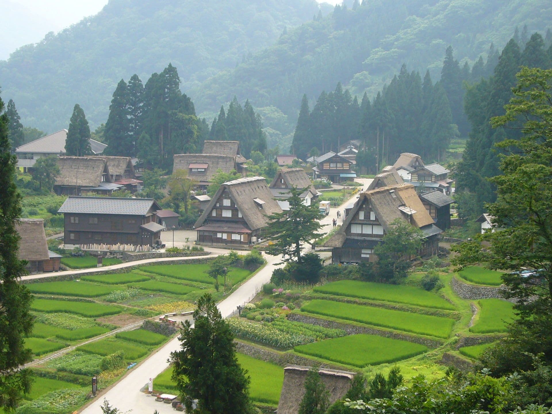 Gassho-style houses in Ainokura