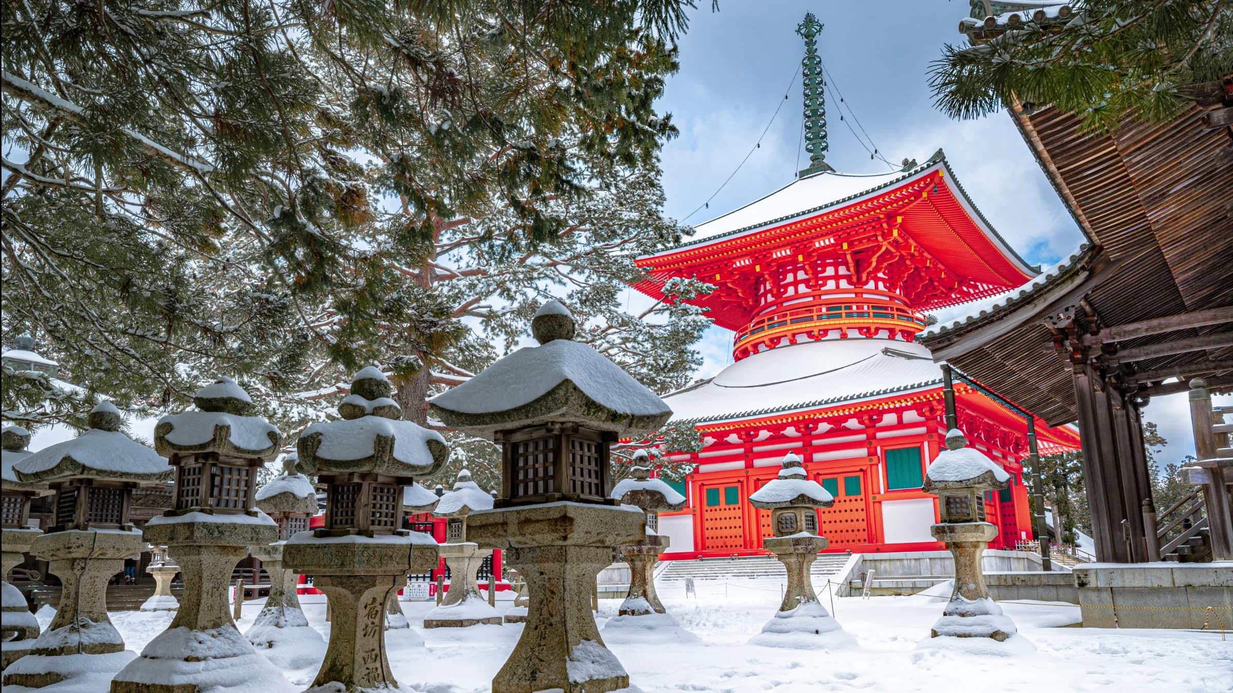 Konpon Daitō at Kōyasan