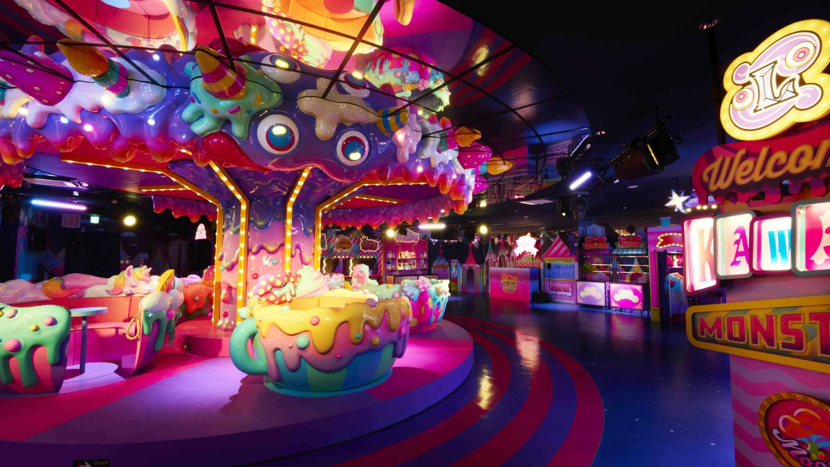 The Choppy’s Mel-Tea Cup Ride attraction at KAWAII MONSTER LAND – HARAJUKU