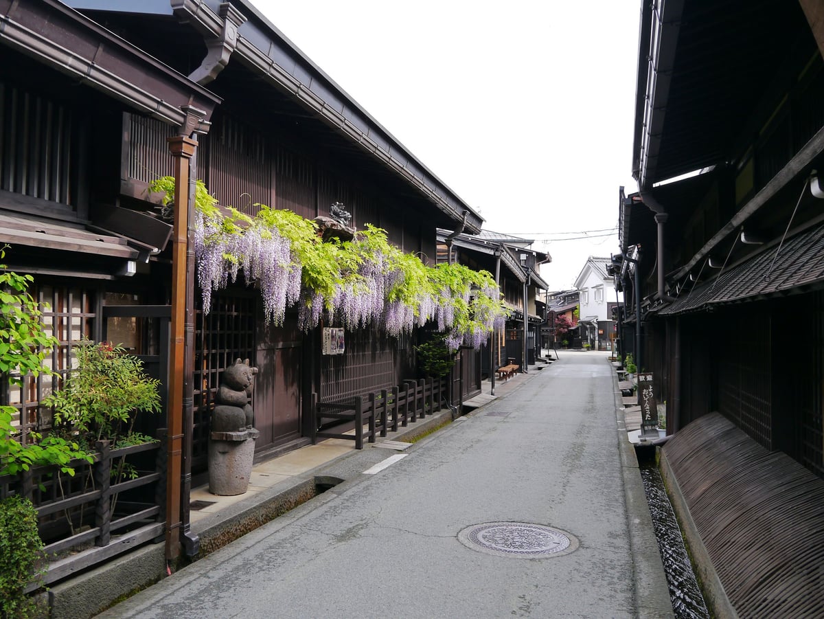 Kami-Sannomachi Street