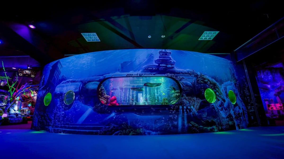 Planet Aqua Port – UNDER WATER SPACE