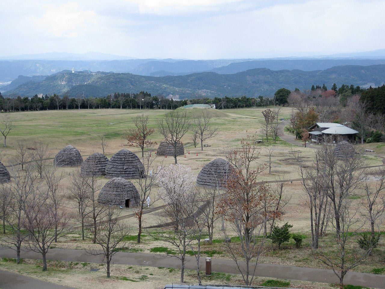 Restored Jōmon period Village of Uenohara Remains in Kagoshim