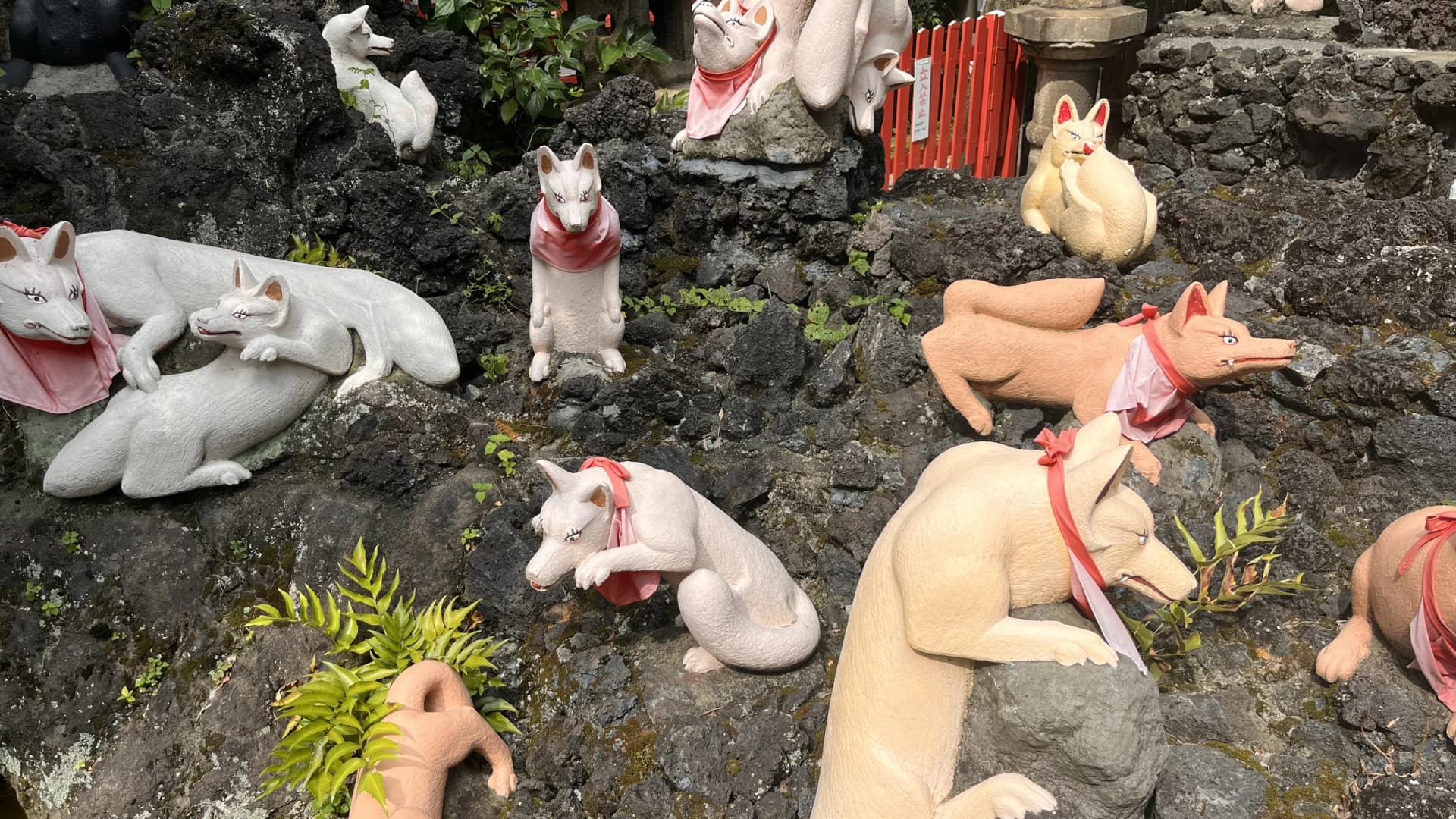 Some of the shrine's 108 fox statues – Keihin Fushimi Inari Shrine, Kawasaki, Kanagawa