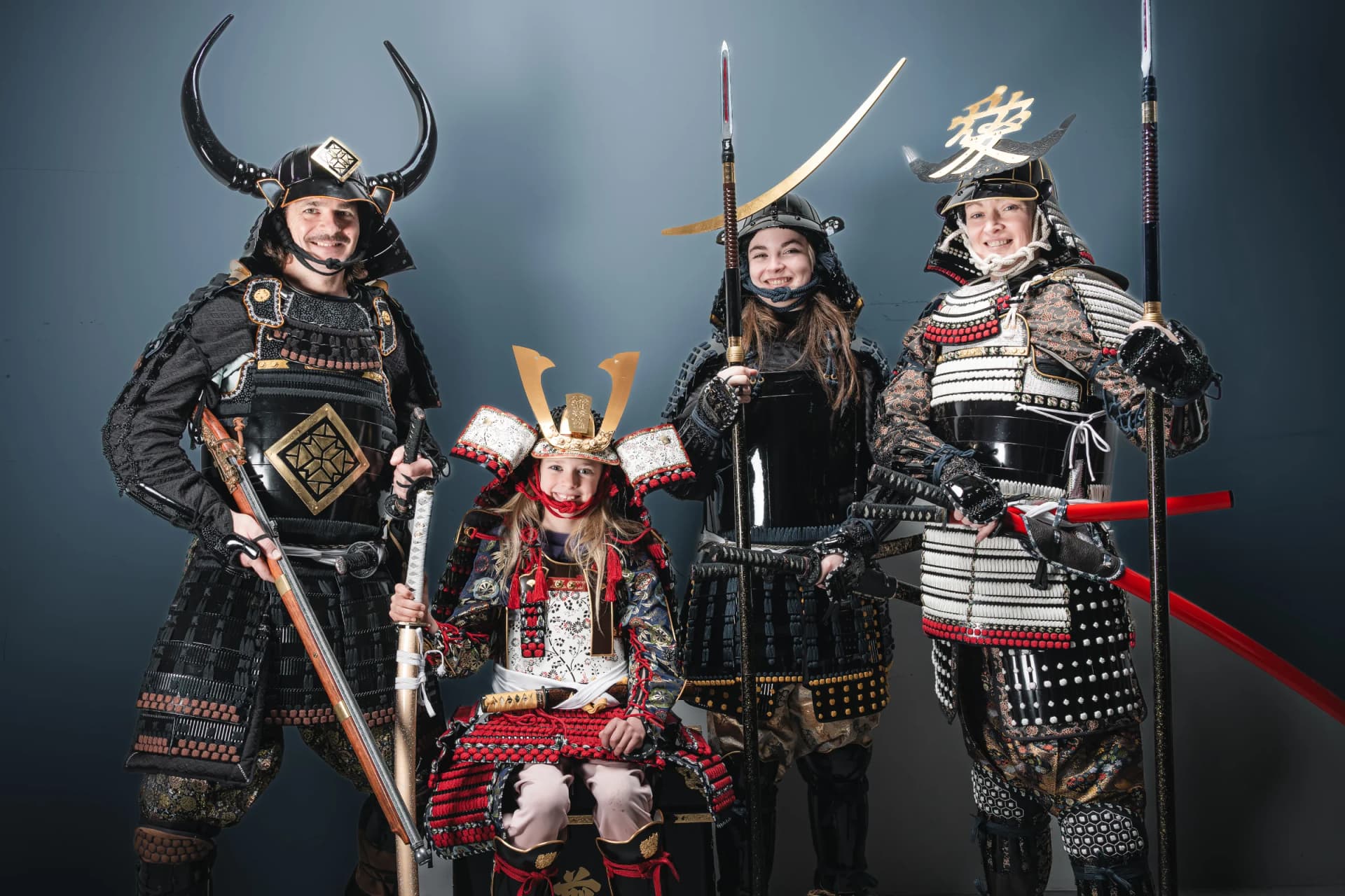 A family in armour, SHOGUN STUDIO JAPAN