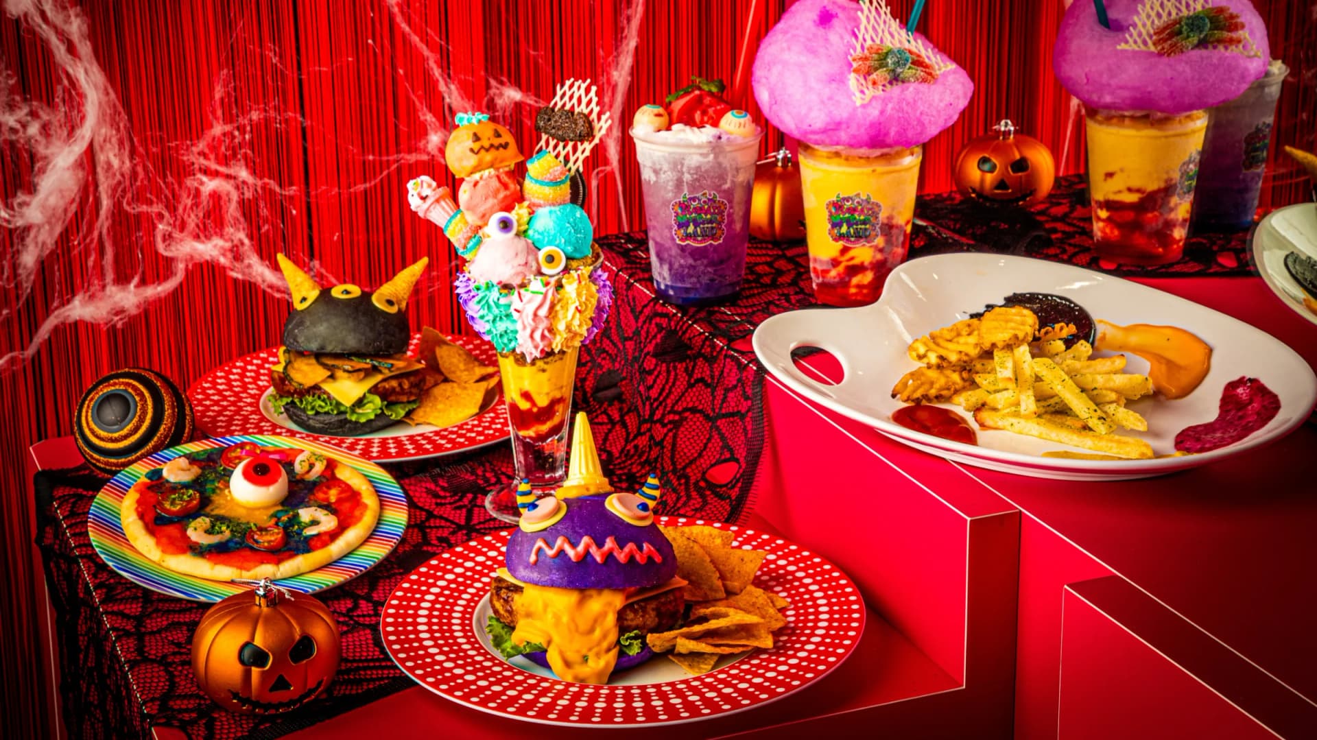 Halloween food and drink at KAWAII MONSTER LAND (sample image)