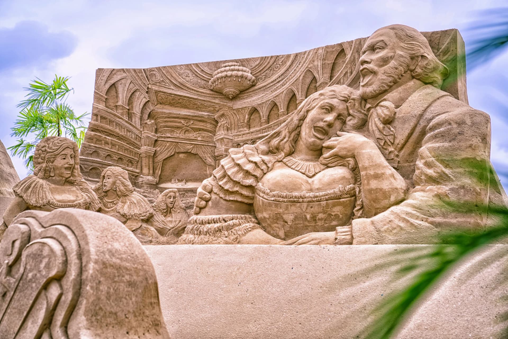Ashiya Sand Craft Exhibition opera house sand sculpture, previous years' exhibition