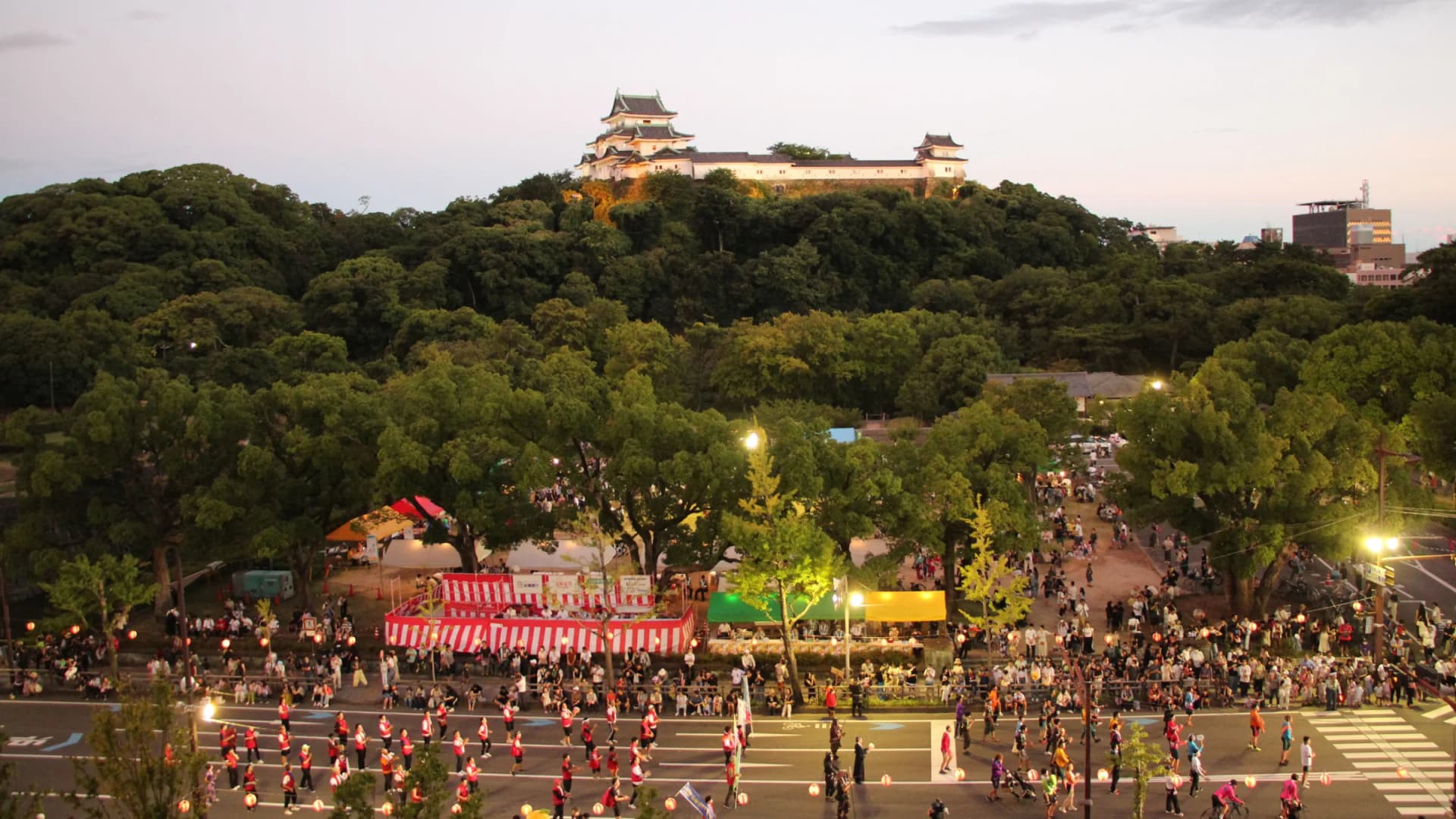 Kishu Odori "Bundara-bushi" – Street Dance below Wakayama Castle, Wakayama, Wakayama