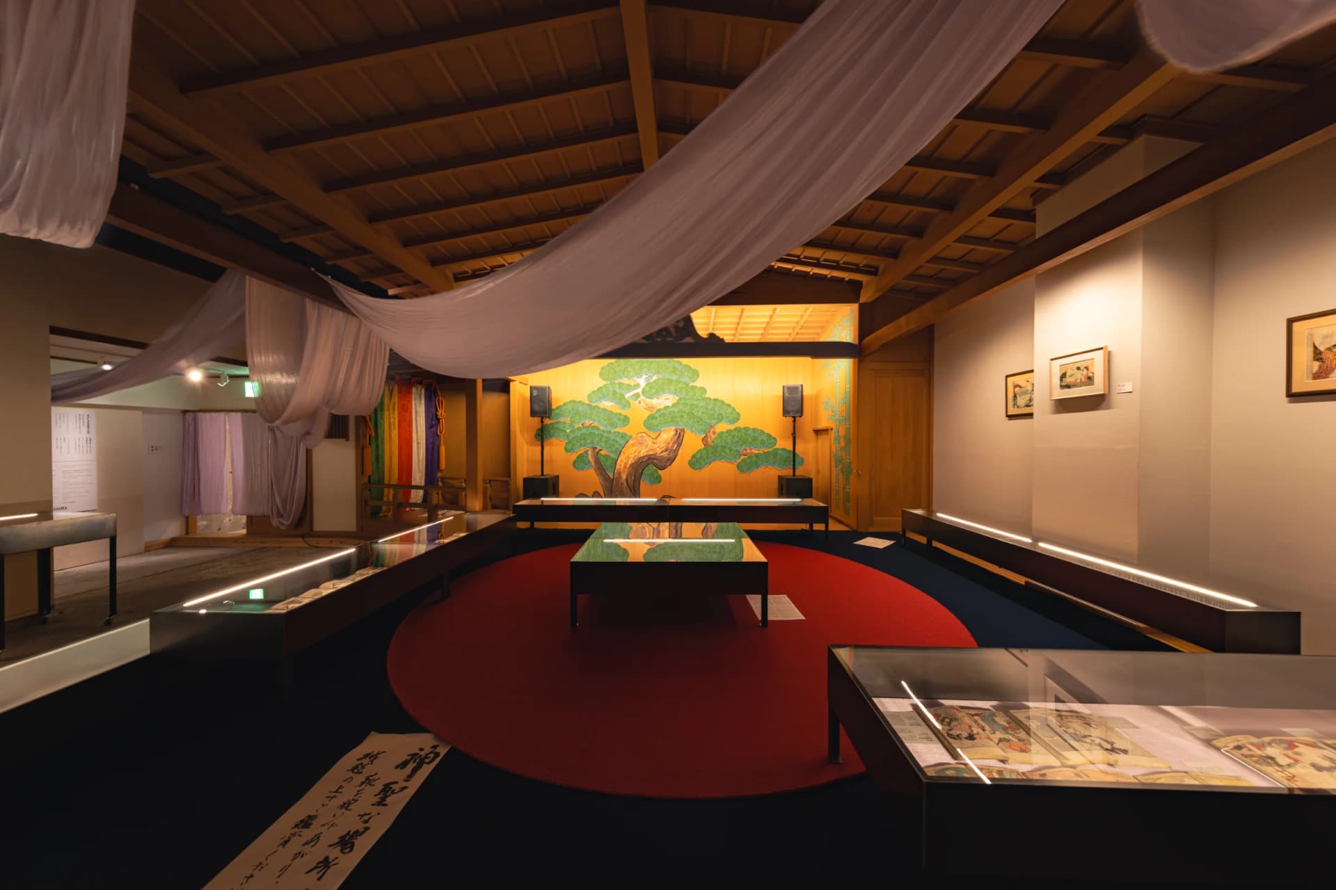 Main exhibition hall at Shinjuku Kabukicho Noh Stage