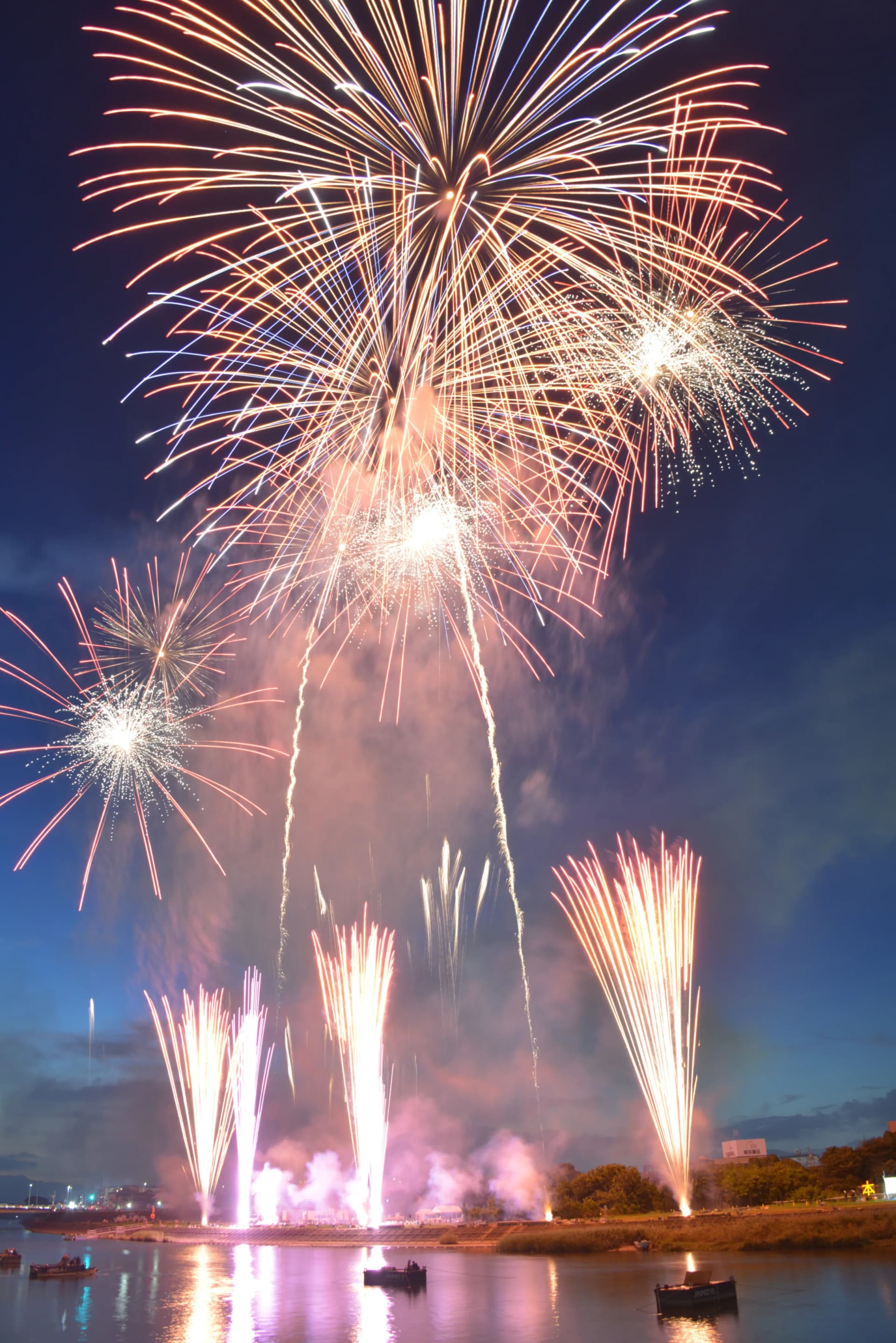 Fireworks over the Toyokawa River, Toyohashi, Aichi